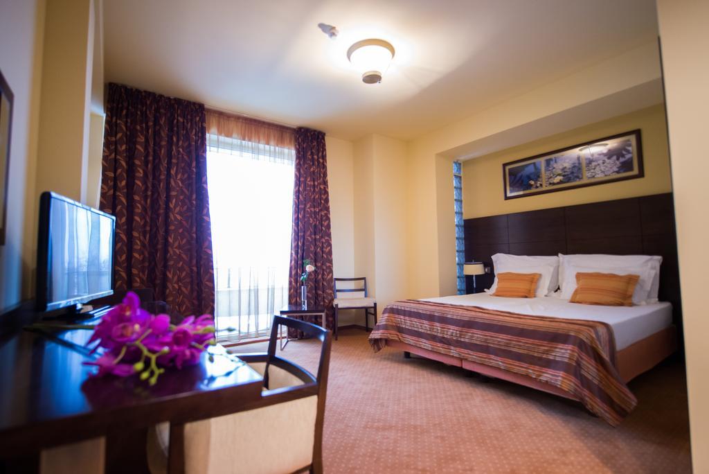 Imago Boutique Hotel Mamaia Room photo